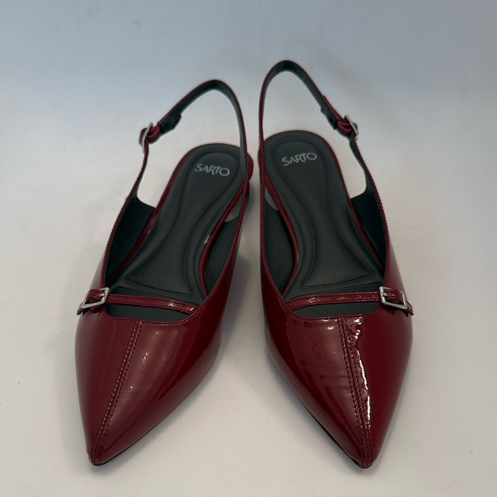 Red Heels - Picture 2 of 15